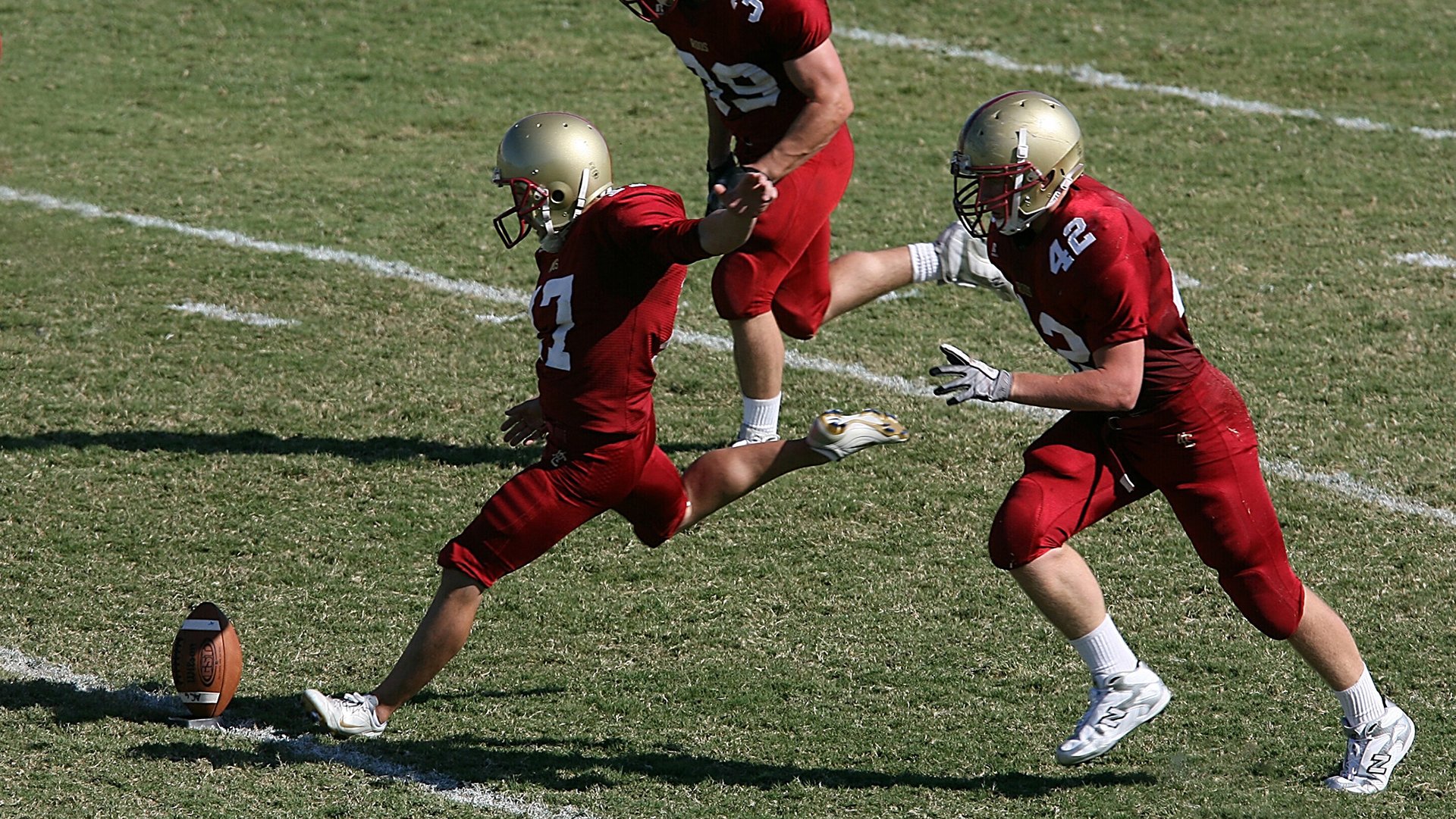 Kaiyun(中国)开云-火箭封闭训练重点练习外线夹击战术应用，火箭外贮器